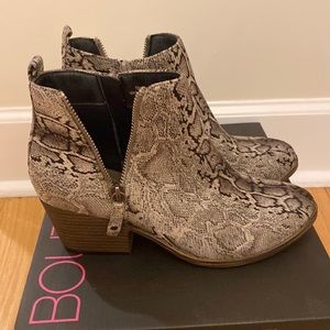 Corky’s Brown Snakeskin ZIP Up Booties Ankle Boots